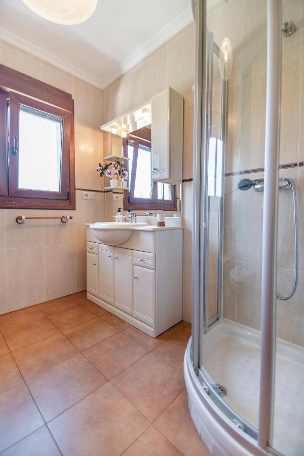 Apartamentos Privados Con Jardin Y Barbacoa Compartida En Laredo Esterno foto