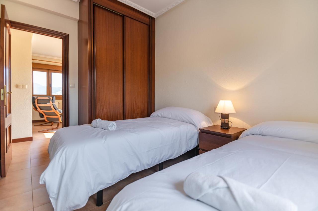 Apartamentos Privados Con Jardin Y Barbacoa Compartida En Laredo Esterno foto